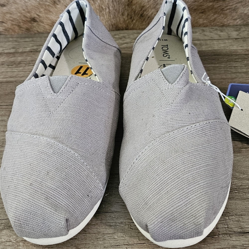 Toms woman